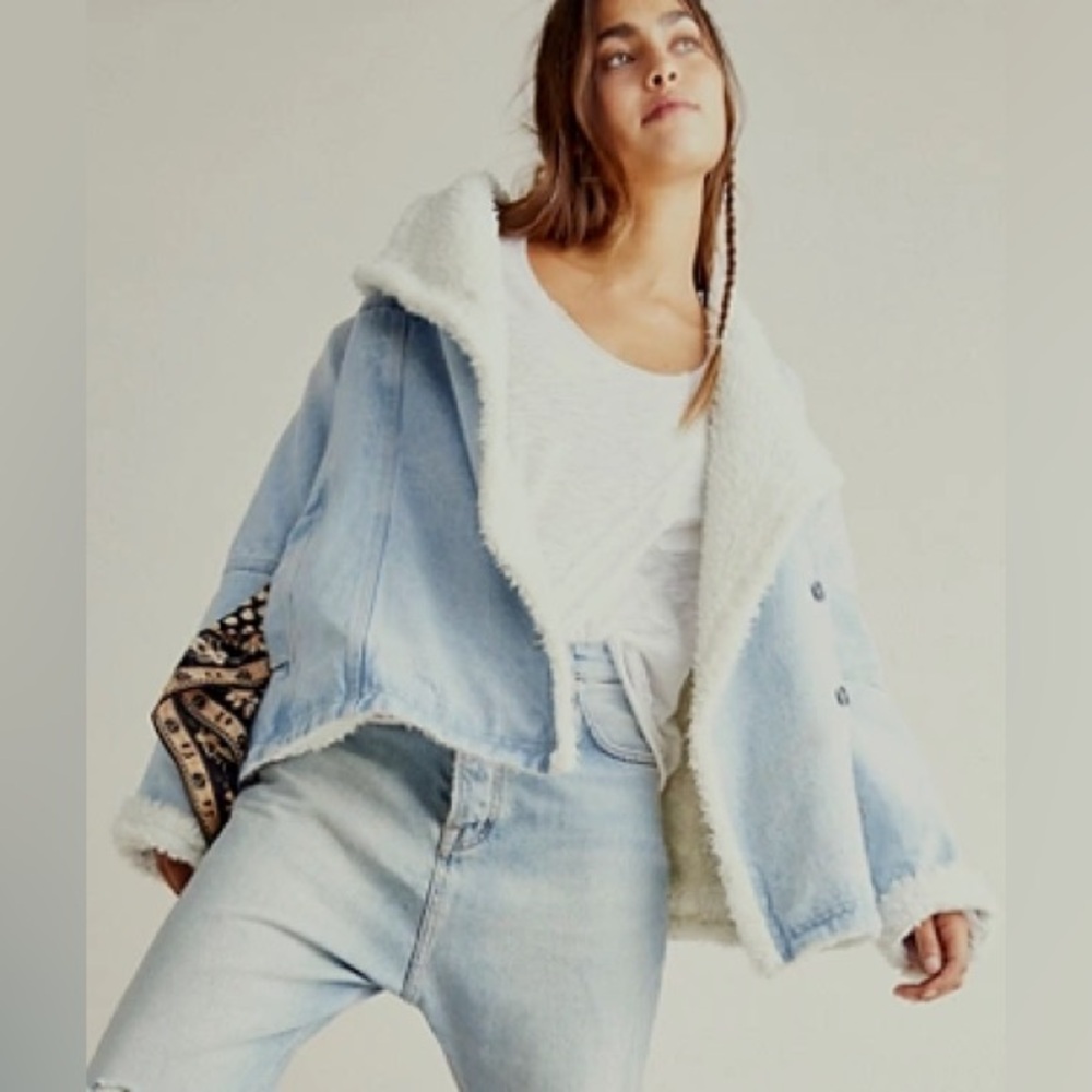 Free People Twisted Heart Cozy Denim Jacket blue size large